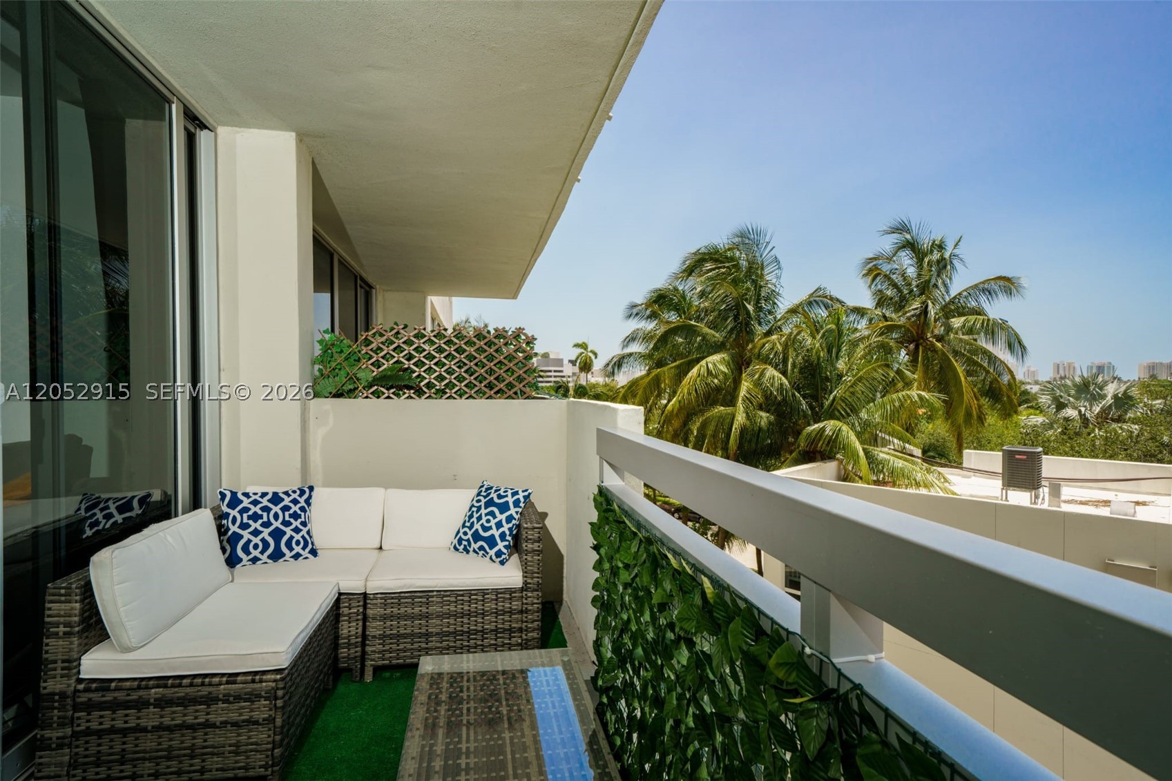 FLAMINGO SOUTH BEACH I CO - Residential Lease