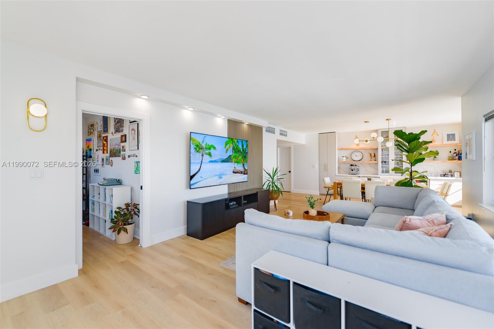 HEMISPHERES CONDO - Residential
