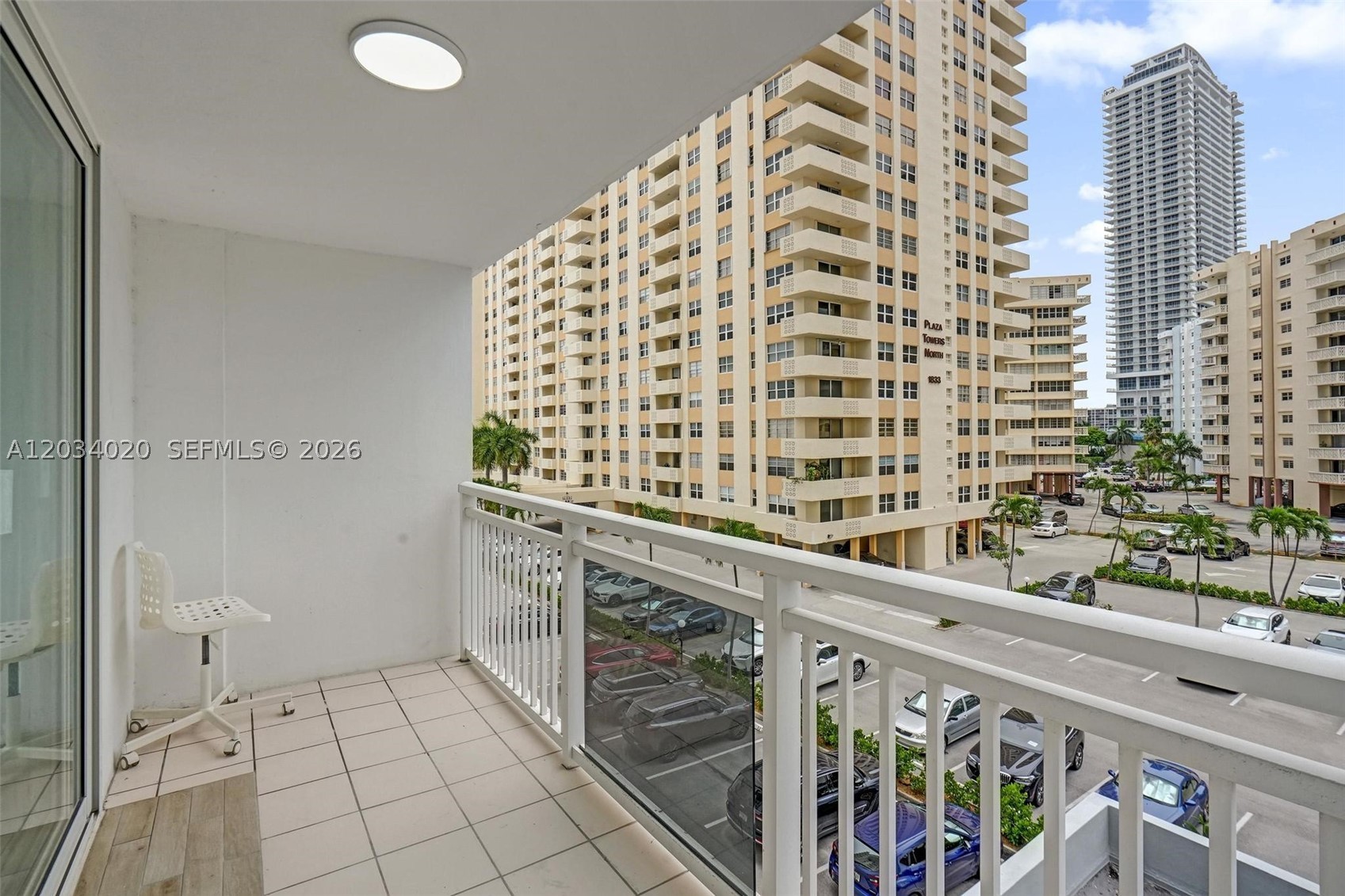 PLAZA TOWERS SOUTH CONDO - Residential
