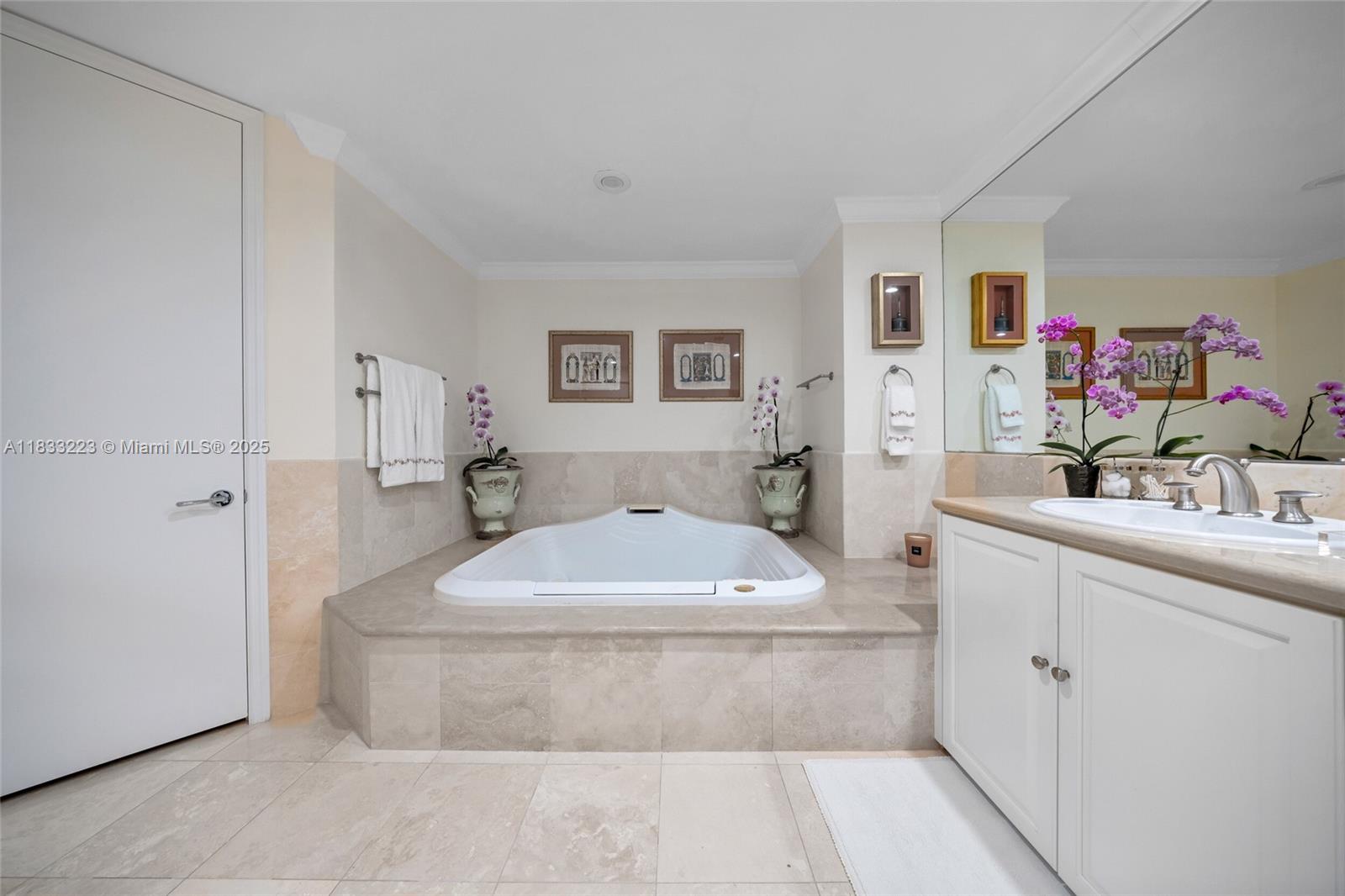 THE RESIDENCES AT THE BAT - Residential