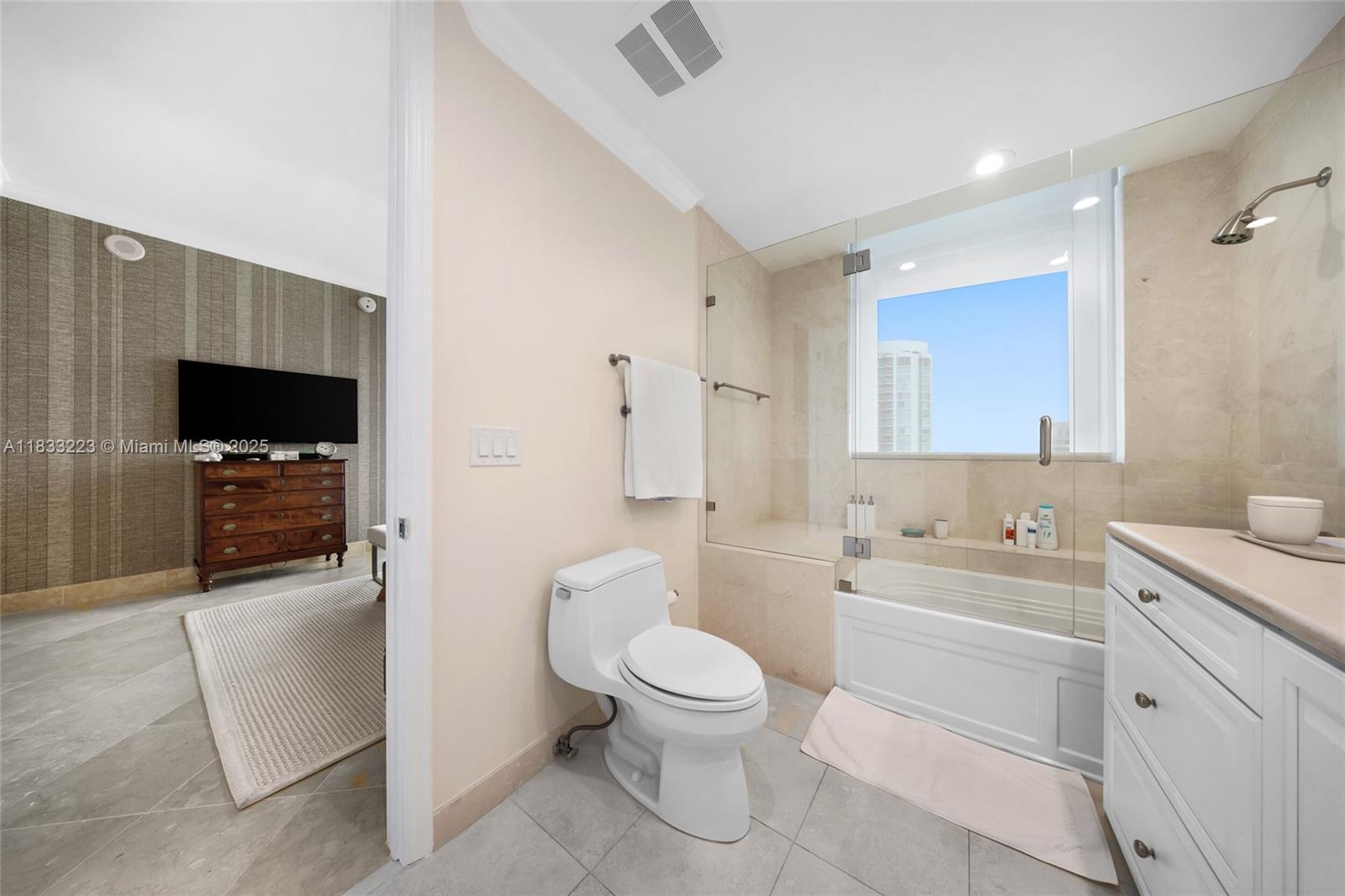THE RESIDENCES AT THE BAT - Residential