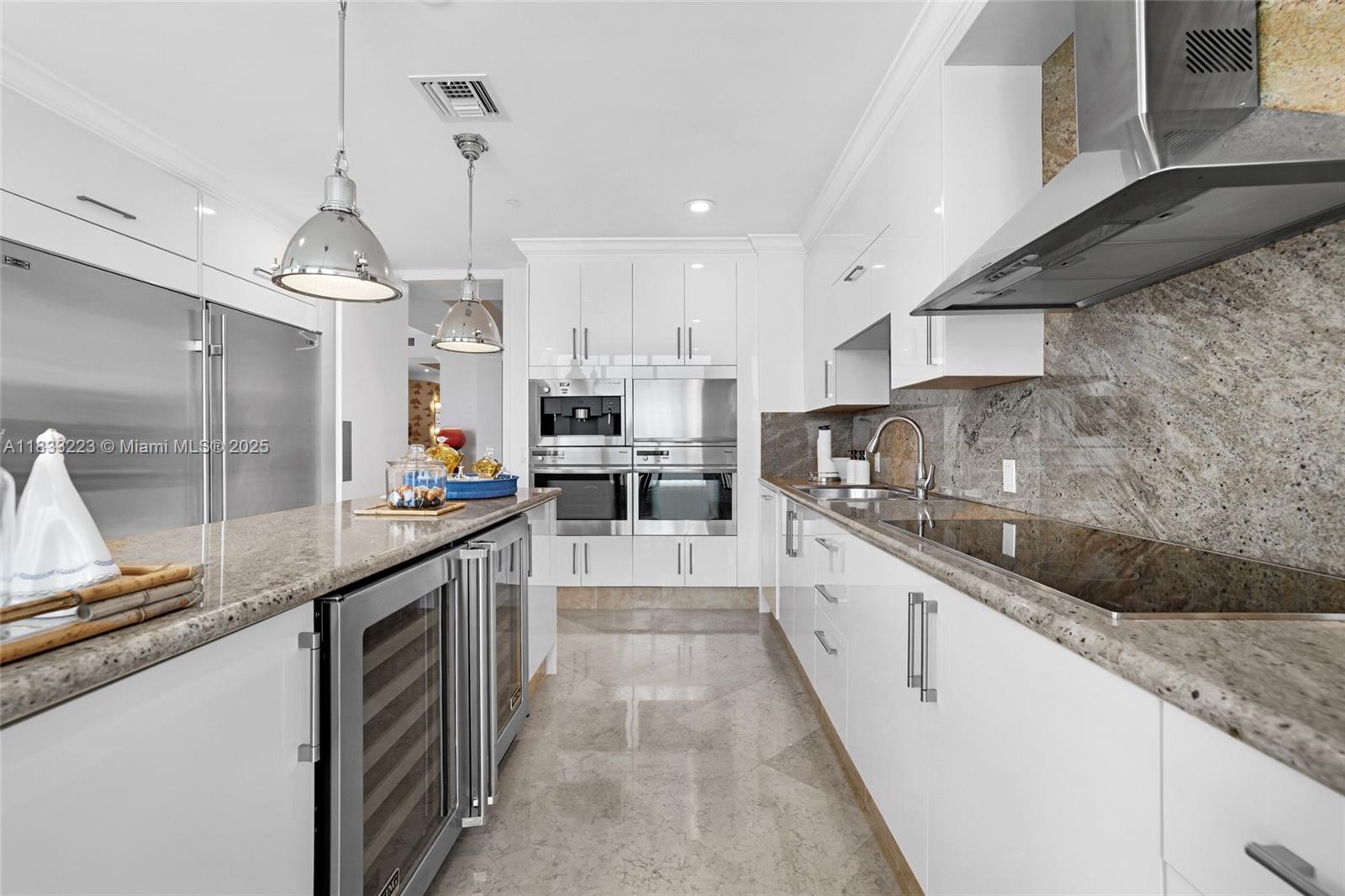THE RESIDENCES AT THE BAT - Residential