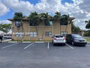 LAGO GRANDE ONE CONDO - Residential