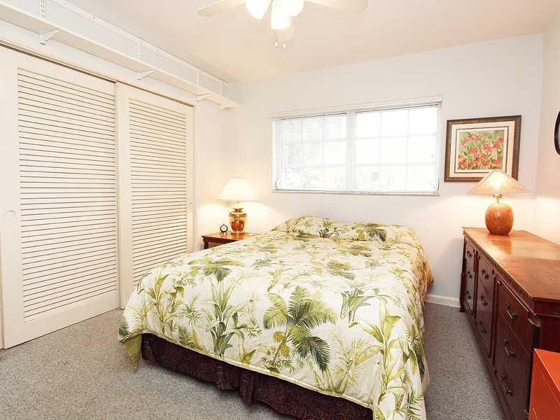 35 54 40 WINDSOR PARK EST - Residential