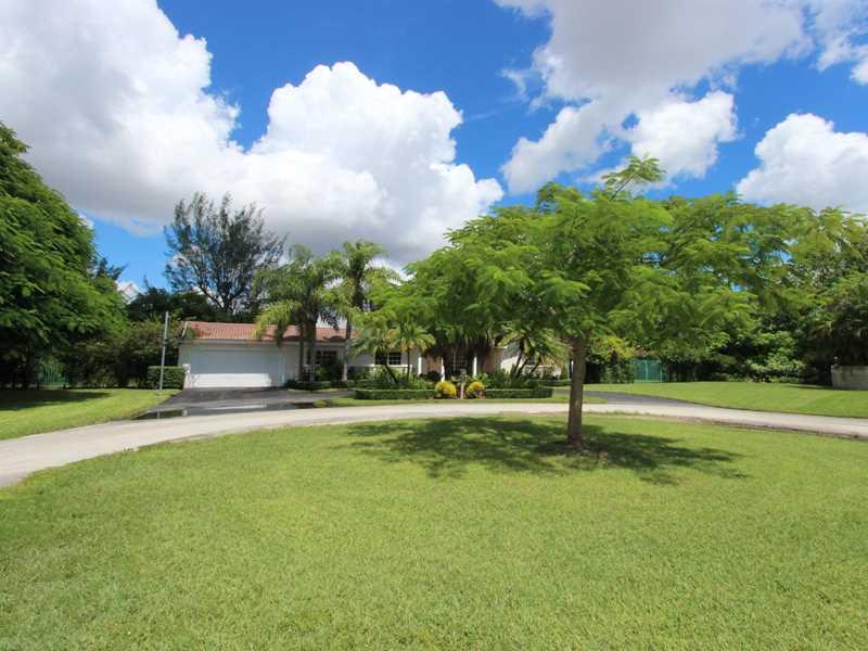 35 54 40 WINDSOR PARK EST - Residential