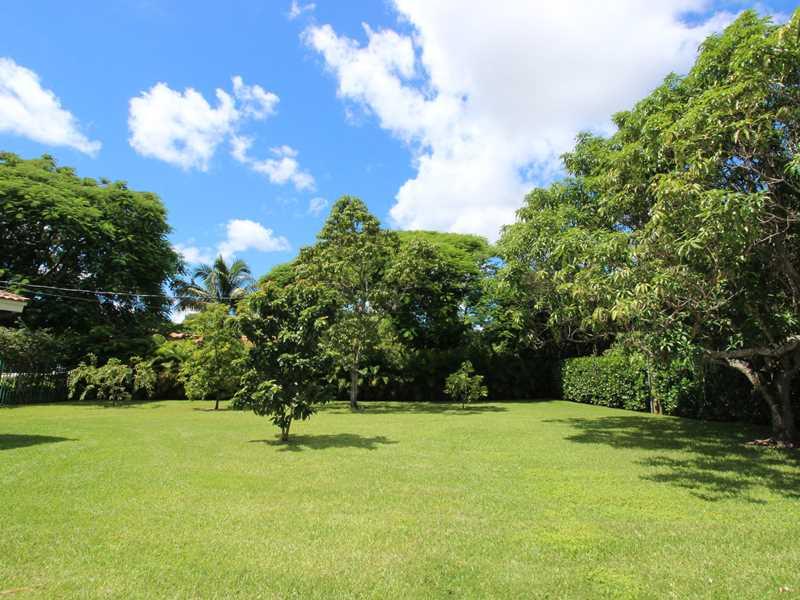 35 54 40 WINDSOR PARK EST - Residential