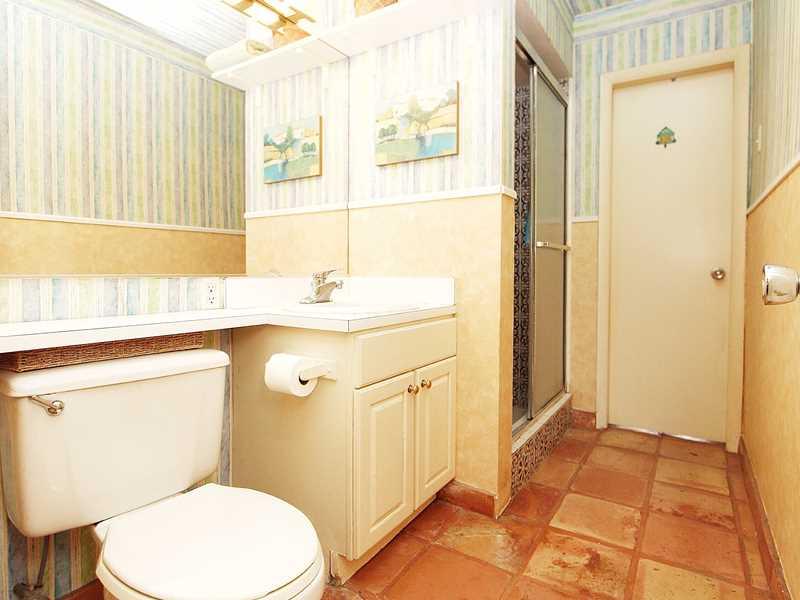 35 54 40 WINDSOR PARK EST - Residential