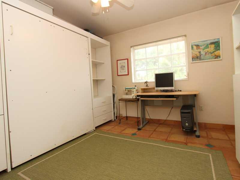 35 54 40 WINDSOR PARK EST - Residential