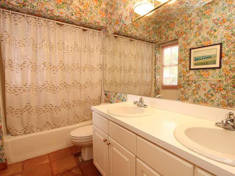 35 54 40 WINDSOR PARK EST - Residential