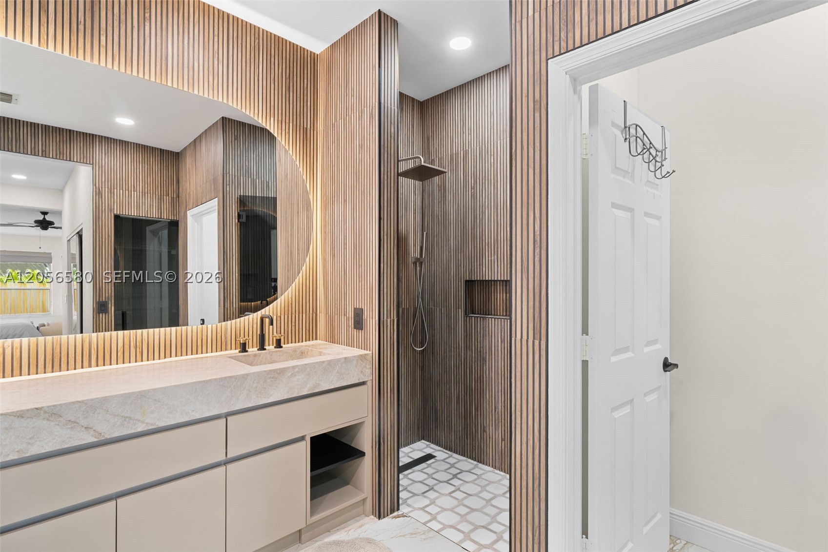 SILVER SHORES (PARCELS H - Residential