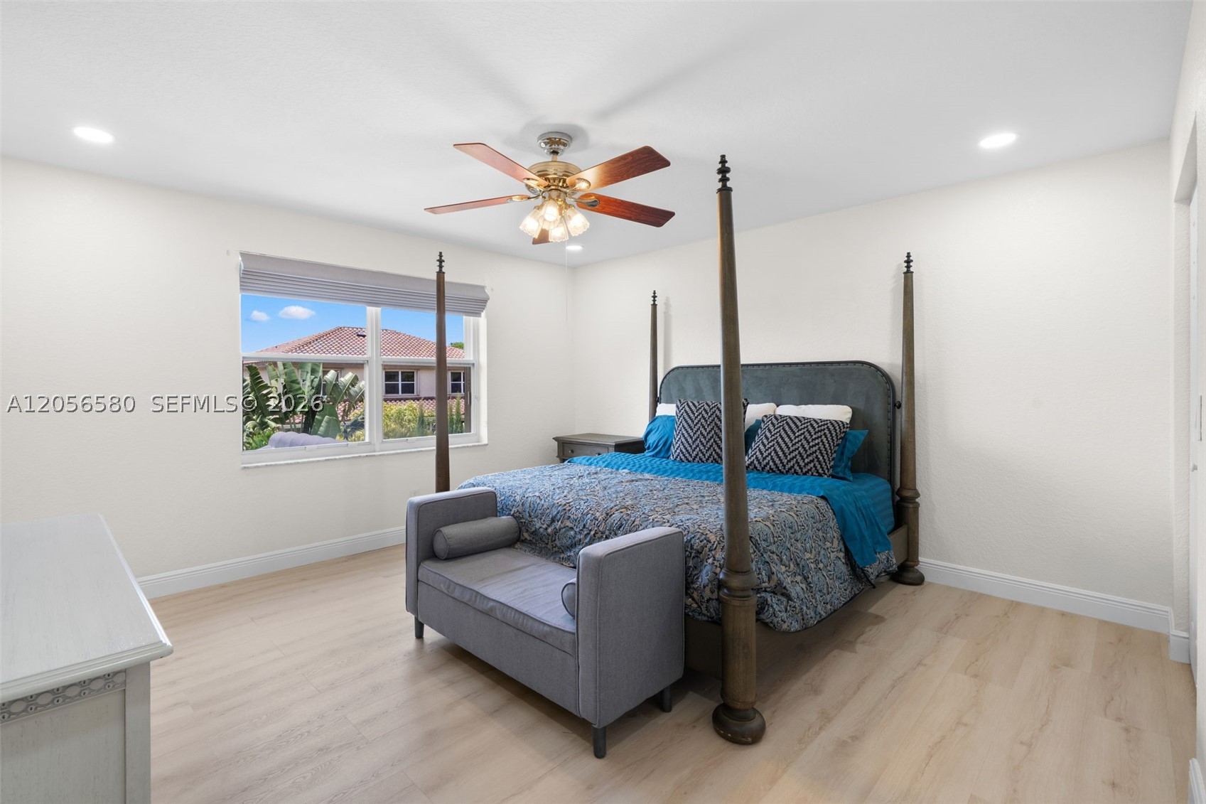 SILVER SHORES (PARCELS H - Residential