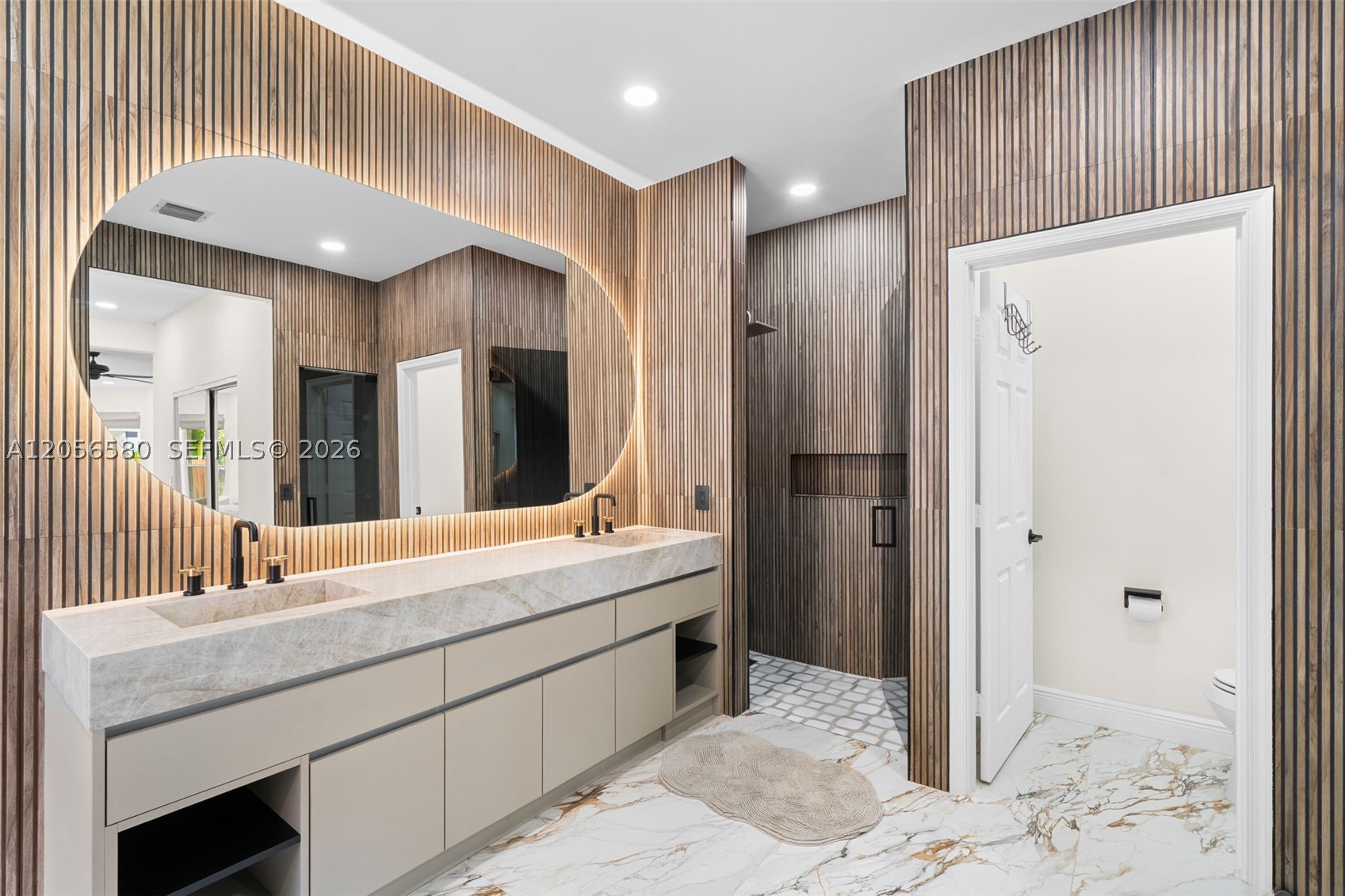 SILVER SHORES (PARCELS H - Residential