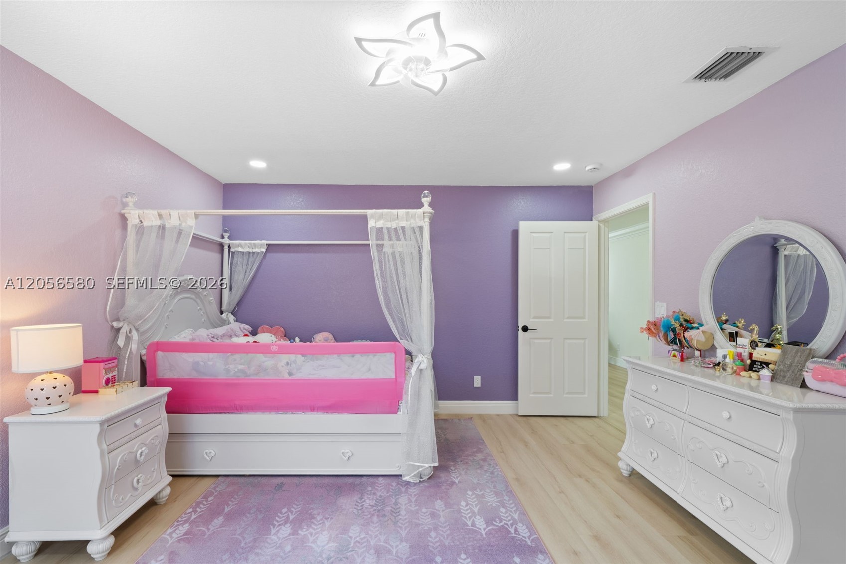 SILVER SHORES (PARCELS H - Residential