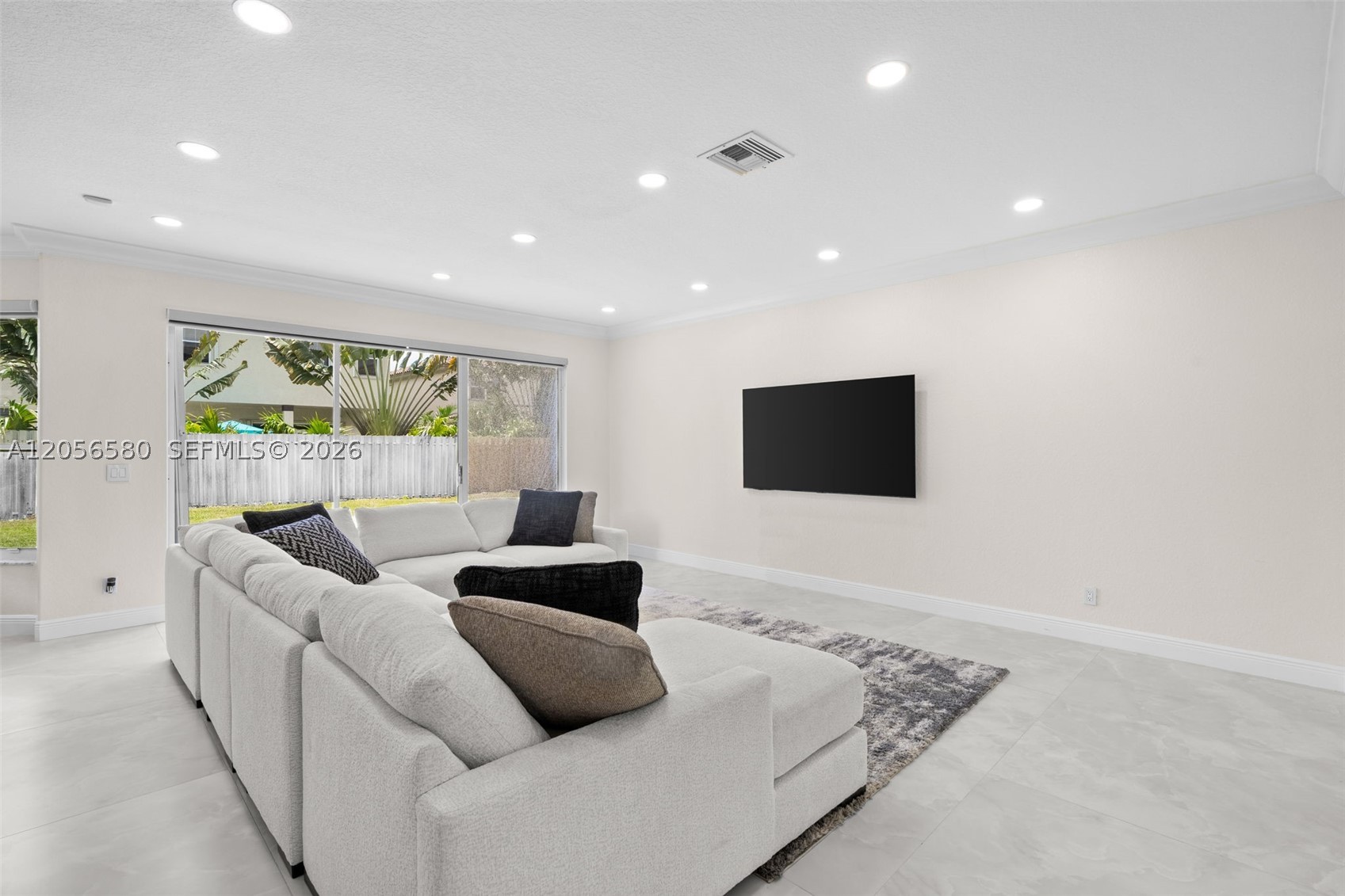 SILVER SHORES (PARCELS H - Residential