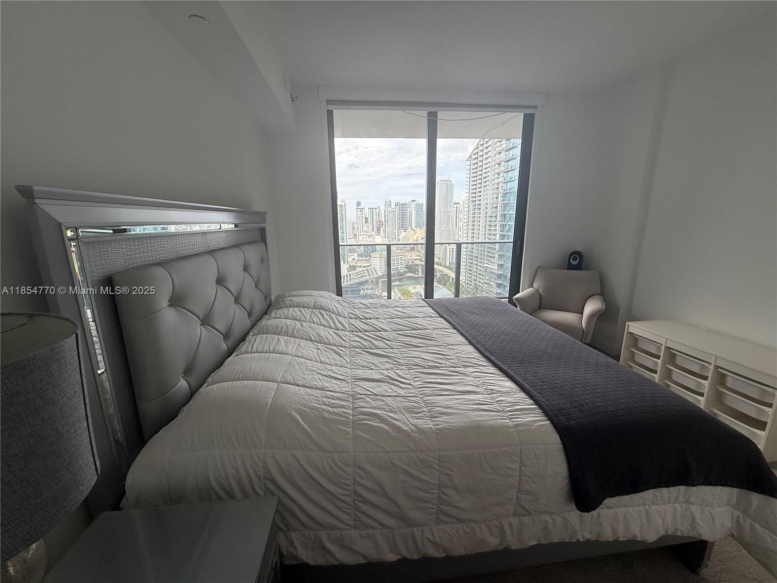 BRICKELL HEIGHTS EAST CON - Residential Lease