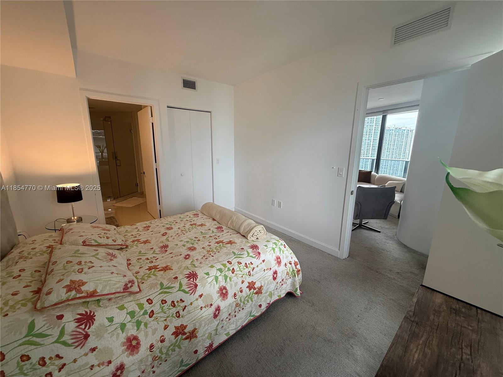 BRICKELL HEIGHTS EAST CON - Residential Lease