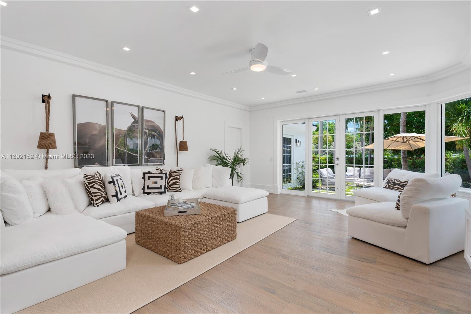 FLAMINGO TERRACE EXTENSIO - Residential Lease