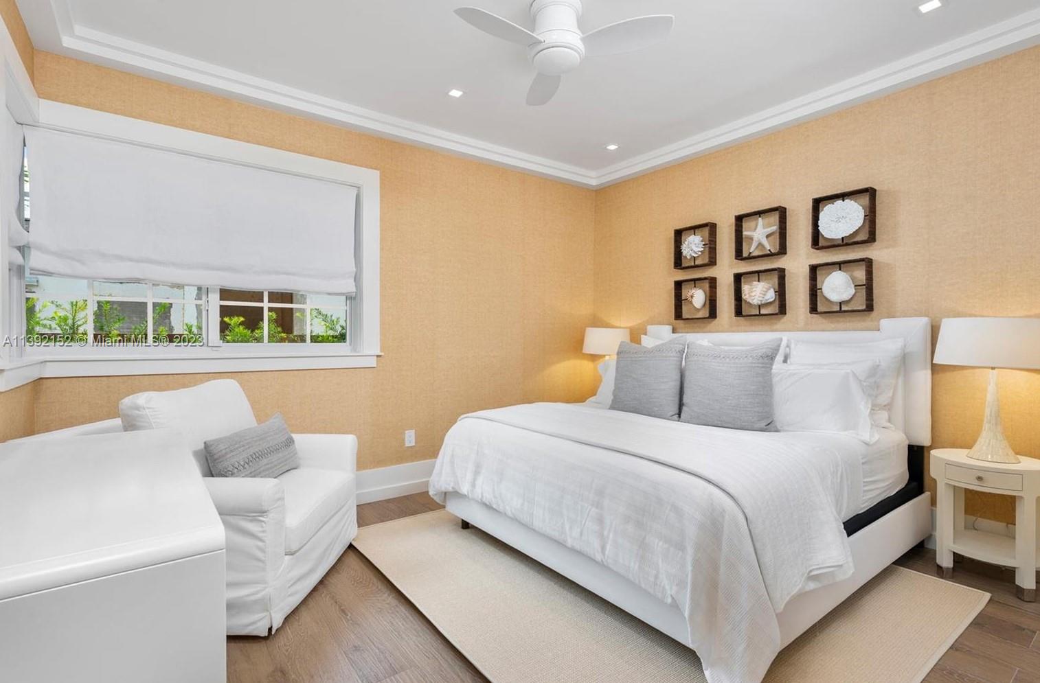 FLAMINGO TERRACE EXTENSIO - Residential Lease