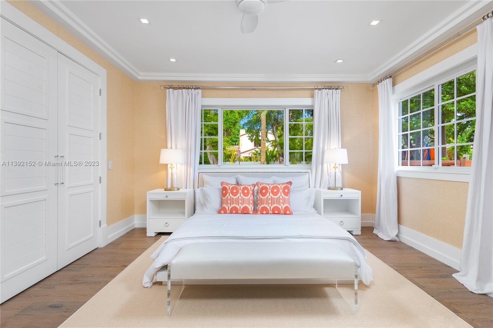 FLAMINGO TERRACE EXTENSIO - Residential Lease