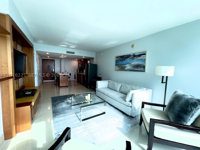 CENTRAL CARILLON BEACH CO - Residential
