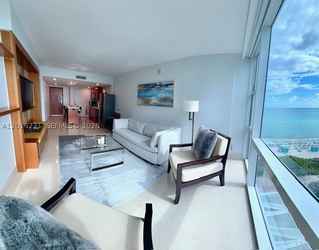 CENTRAL CARILLON BEACH CO - Residential
