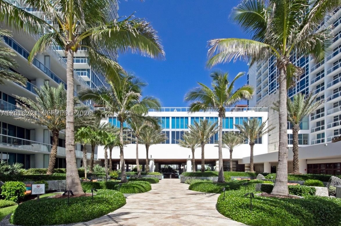 CENTRAL CARILLON BEACH CO - Residential