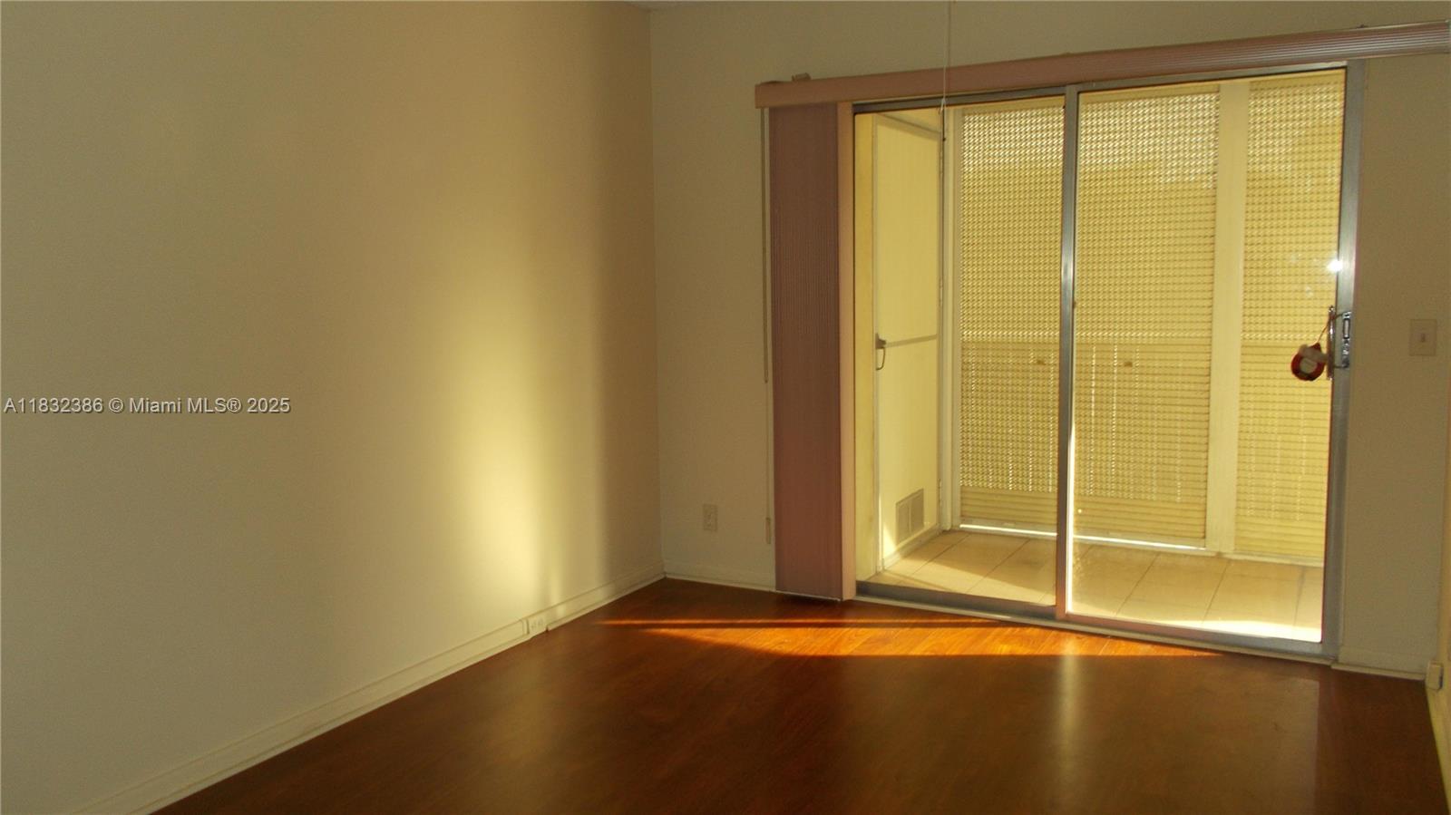 KINGSLEY AT CENTURY VILLA - Residential