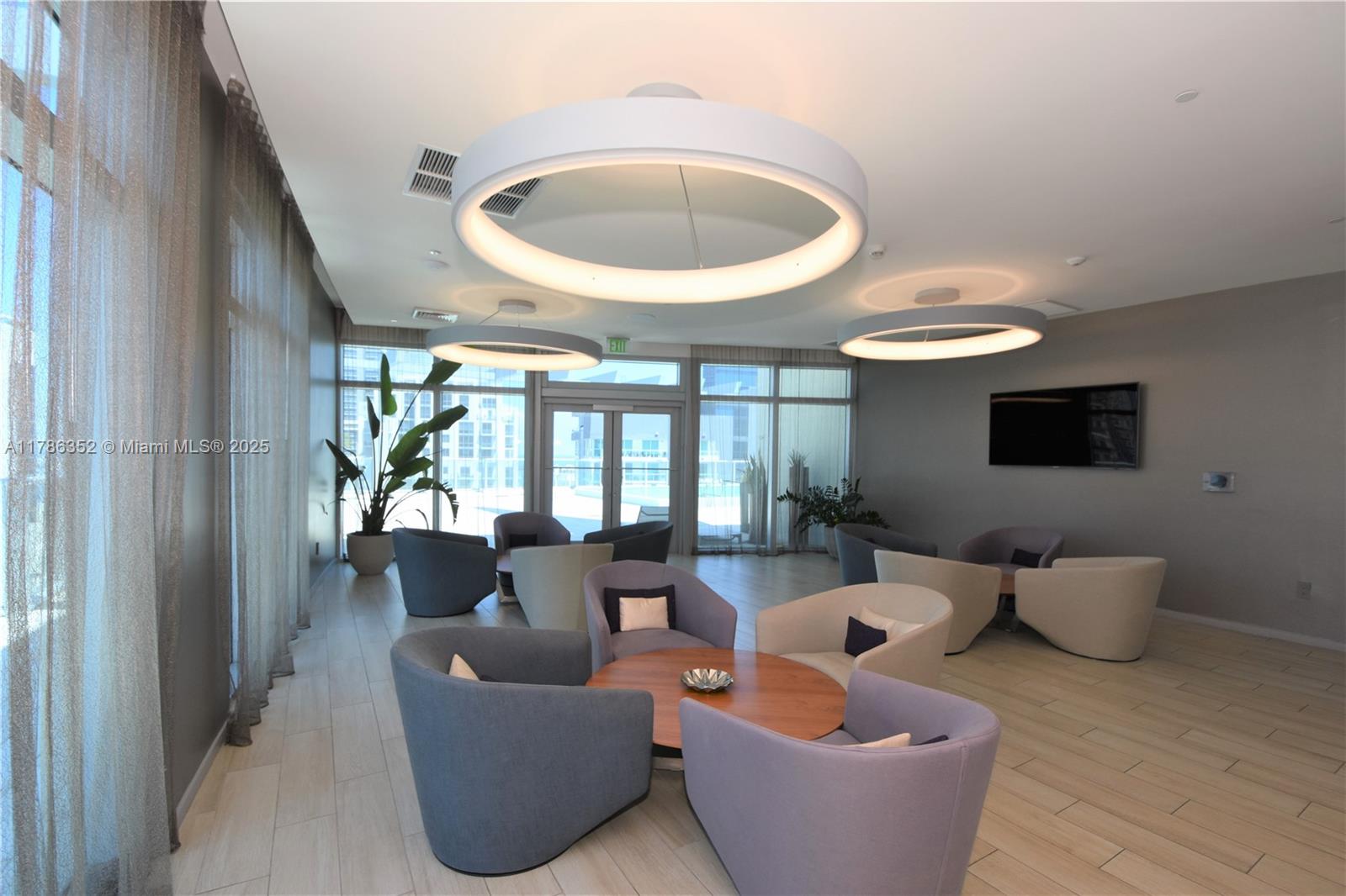 1100 MILLECENTO RESIDENCE - Residential Lease