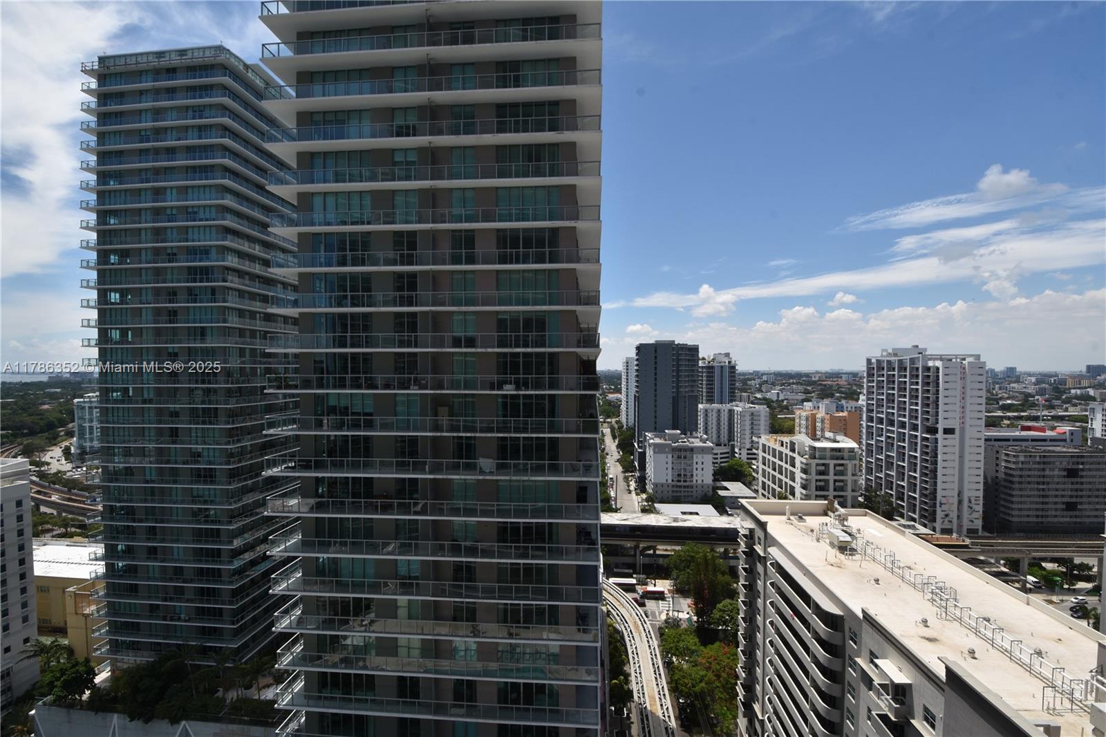 1100 MILLECENTO RESIDENCE - Residential Lease