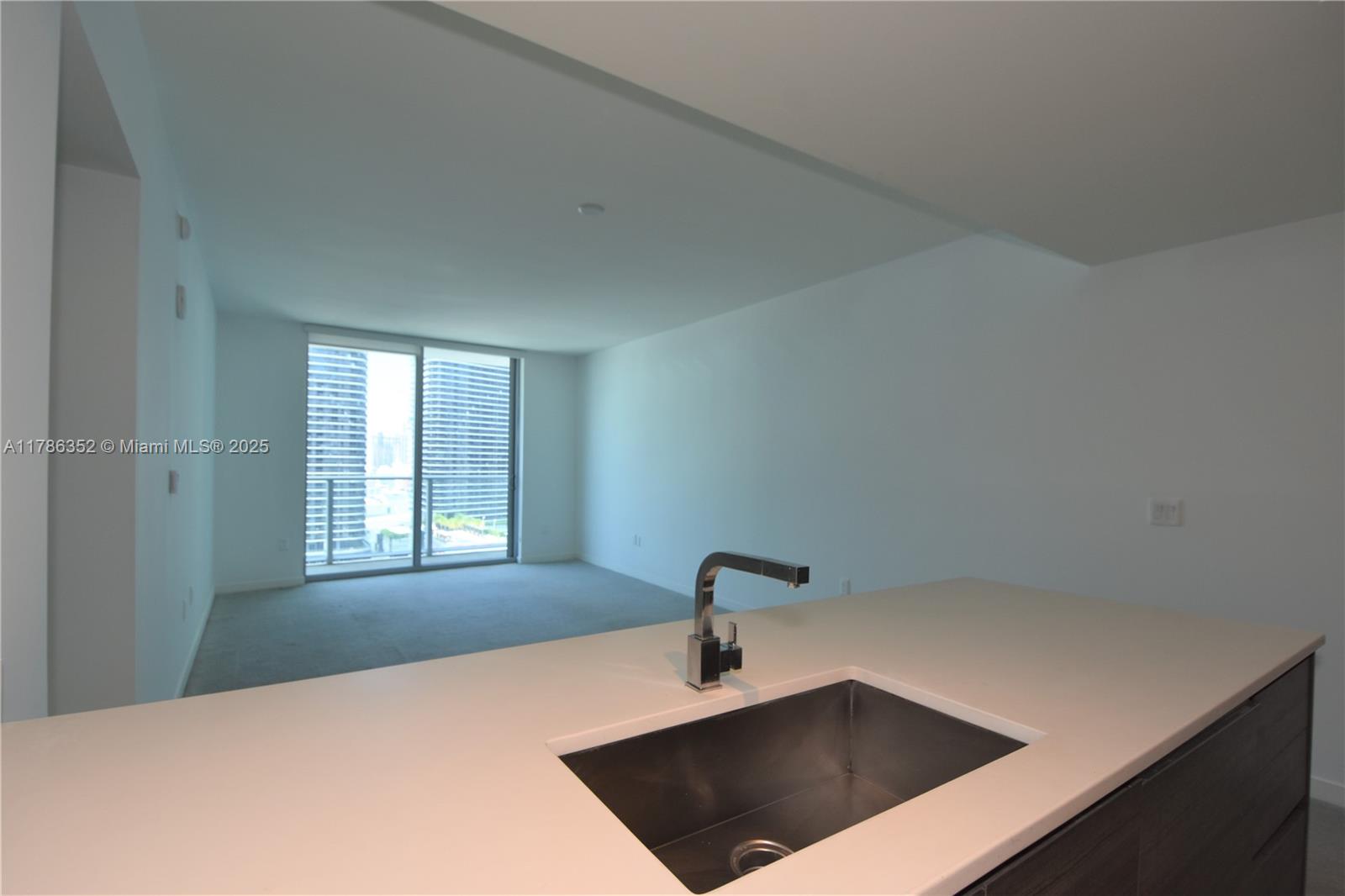 1100 MILLECENTO RESIDENCE - Residential Lease