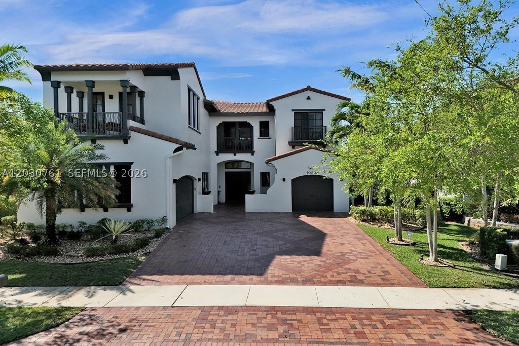 PARKLAND GOLF AND COUNTRY - Residential