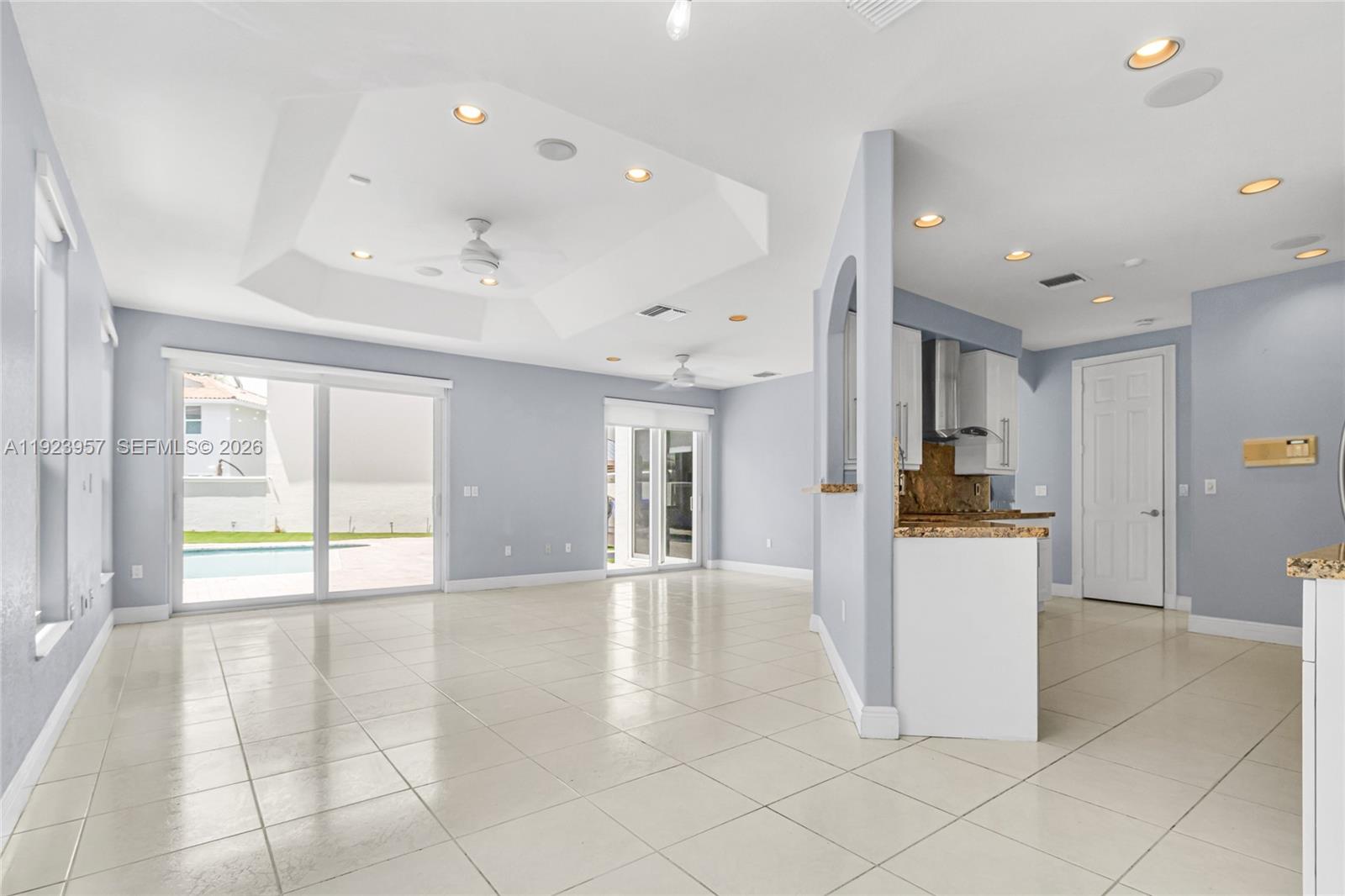 THREE ISLANDS 3RD SECTION - Residential