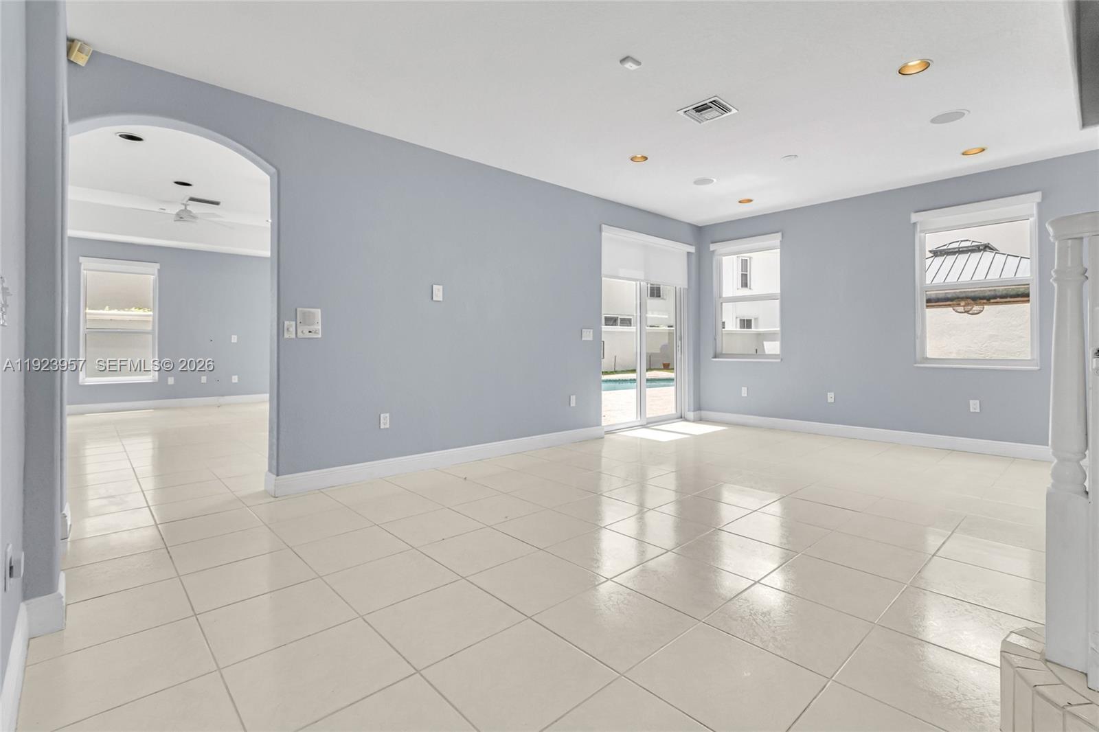 THREE ISLANDS 3RD SECTION - Residential