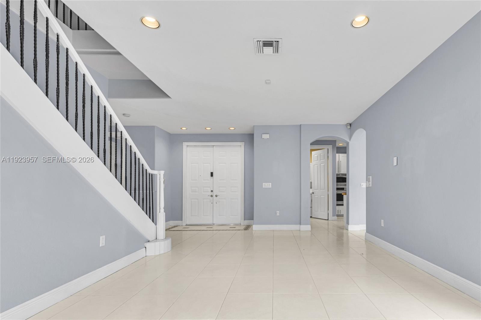 THREE ISLANDS 3RD SECTION - Residential