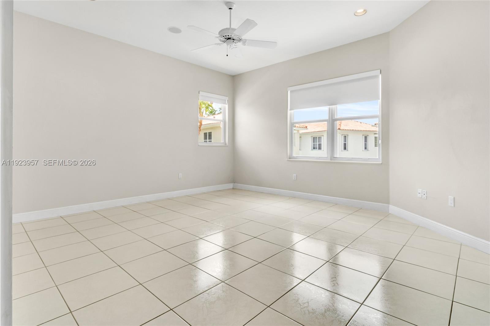 THREE ISLANDS 3RD SECTION - Residential