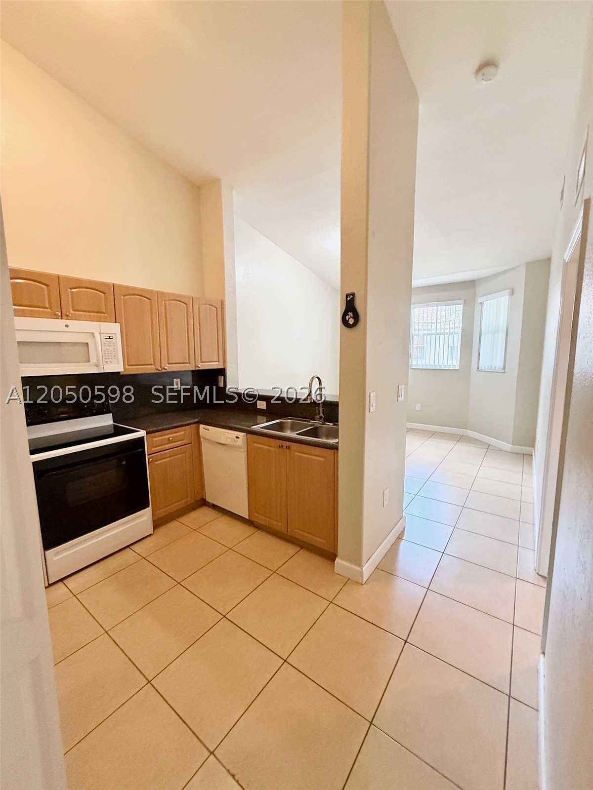 SHOMA CONDO AT KEYS COVE - Residential Lease