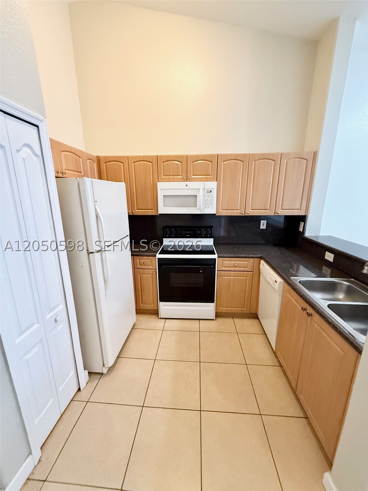 SHOMA CONDO AT KEYS COVE - Residential Lease
