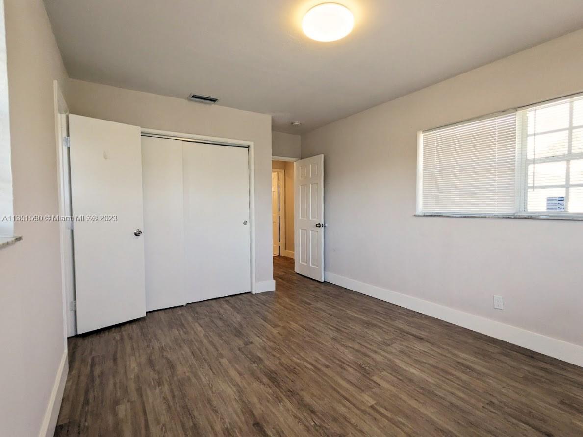 PARK ROAD MANOR - Residential Lease