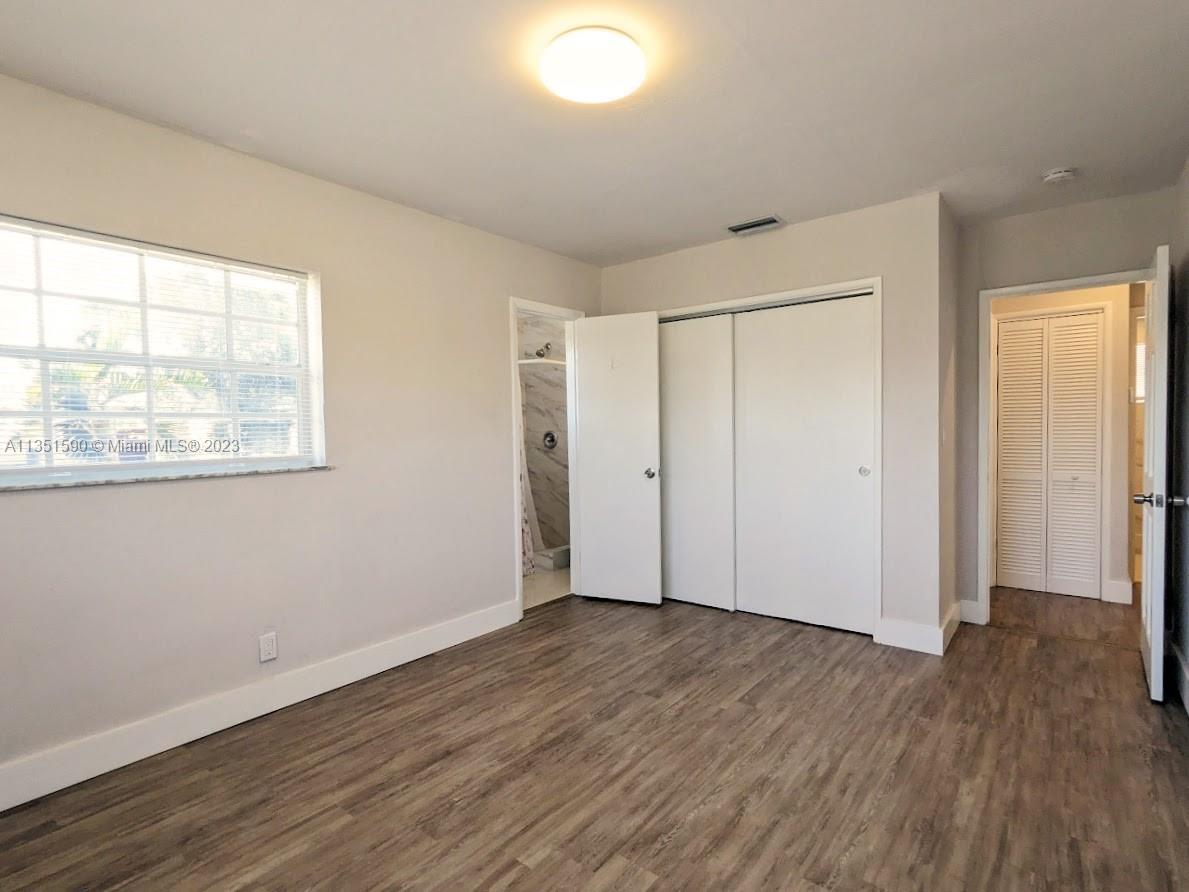 PARK ROAD MANOR - Residential Lease
