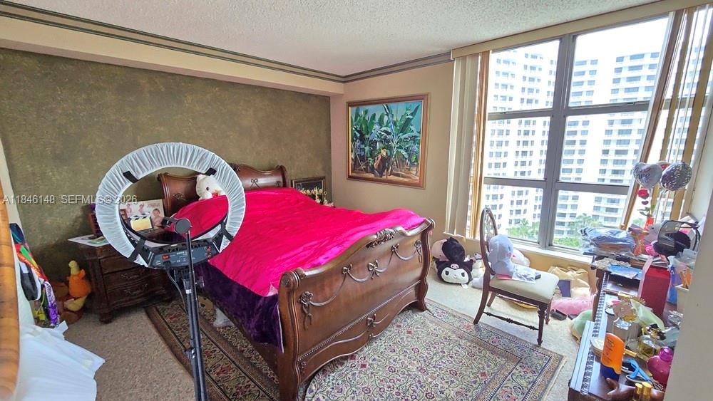 MYSTIC POINTE TOWER 600 C - Residential