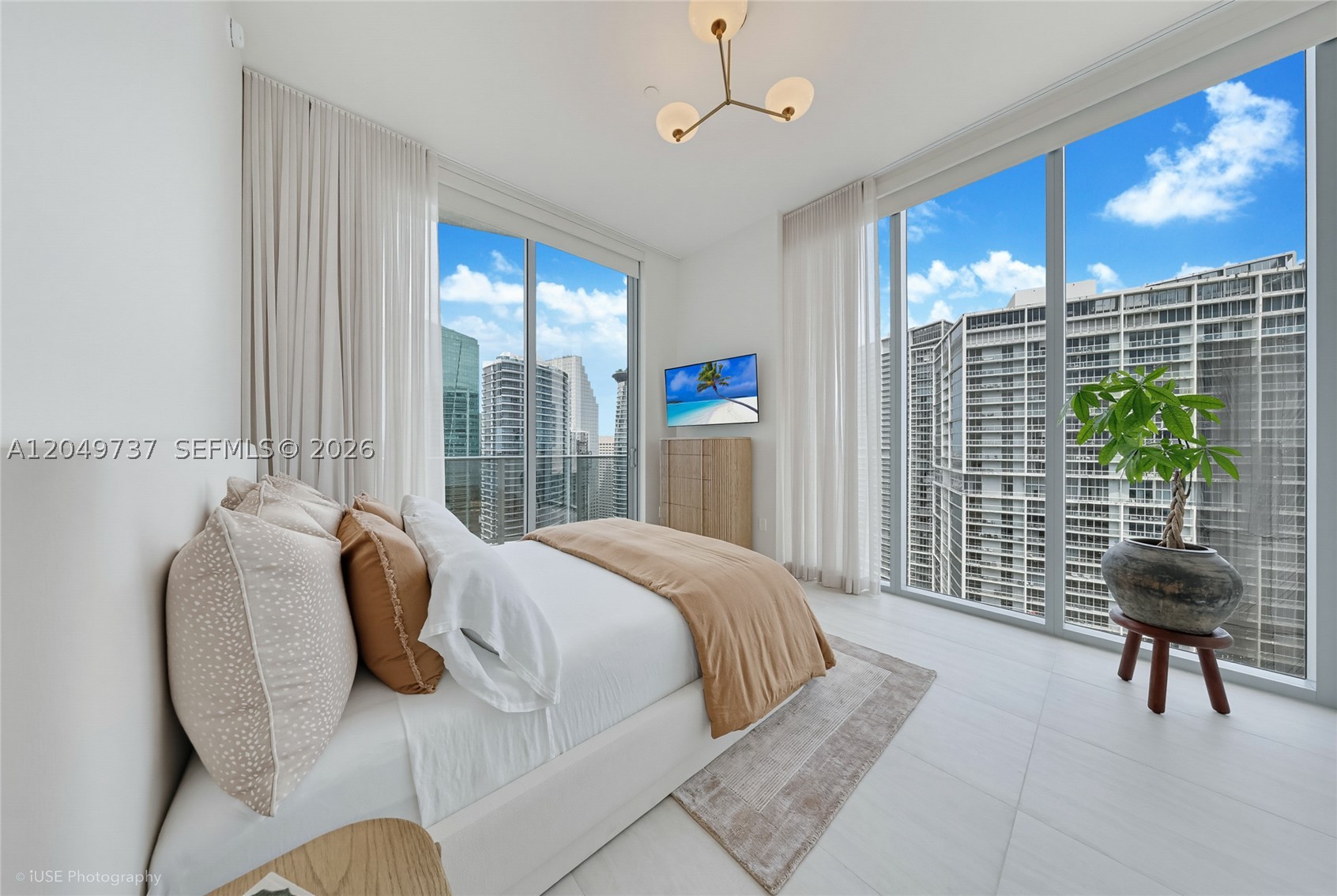 Viceroy Residences - Residential