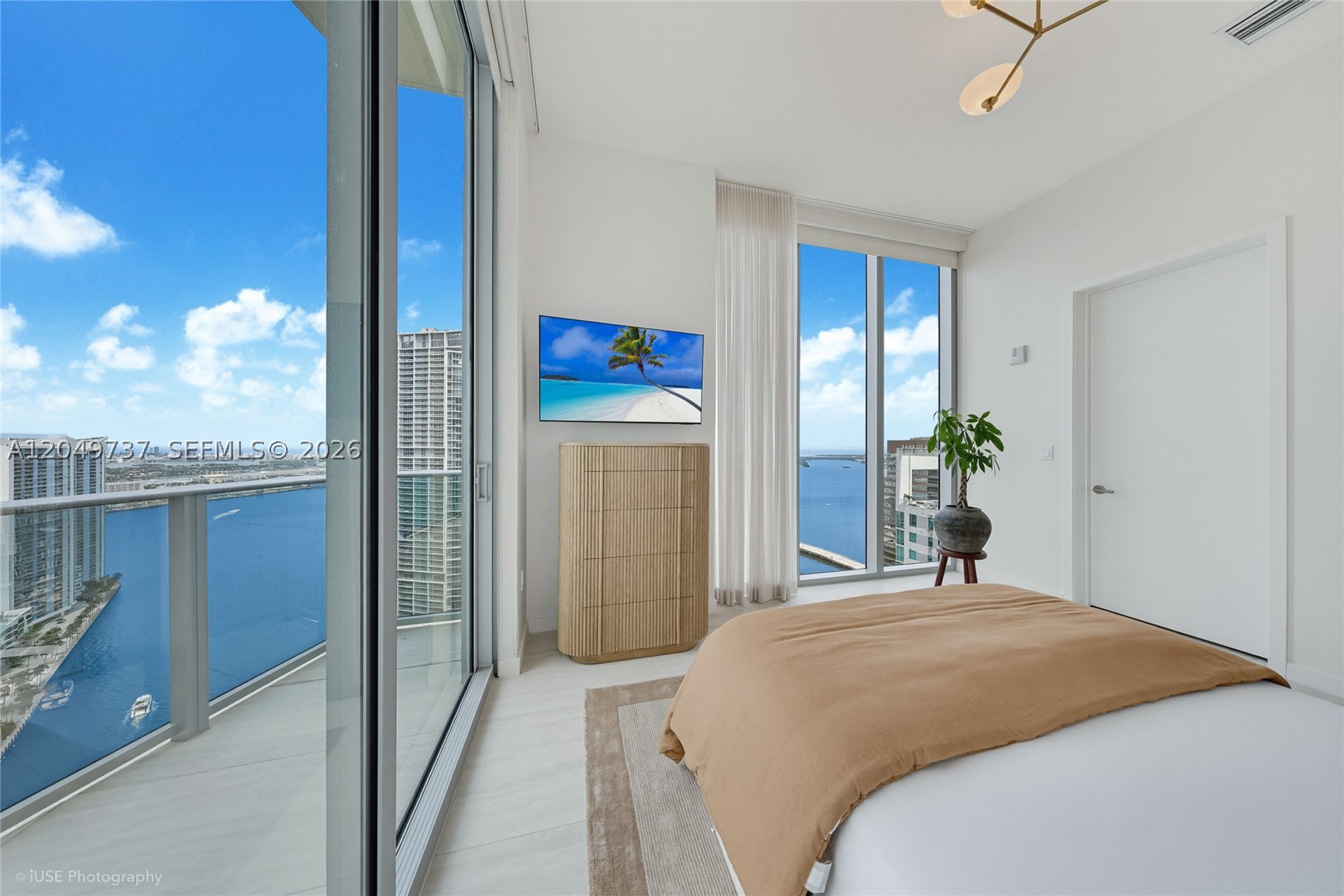 Viceroy Residences - Residential