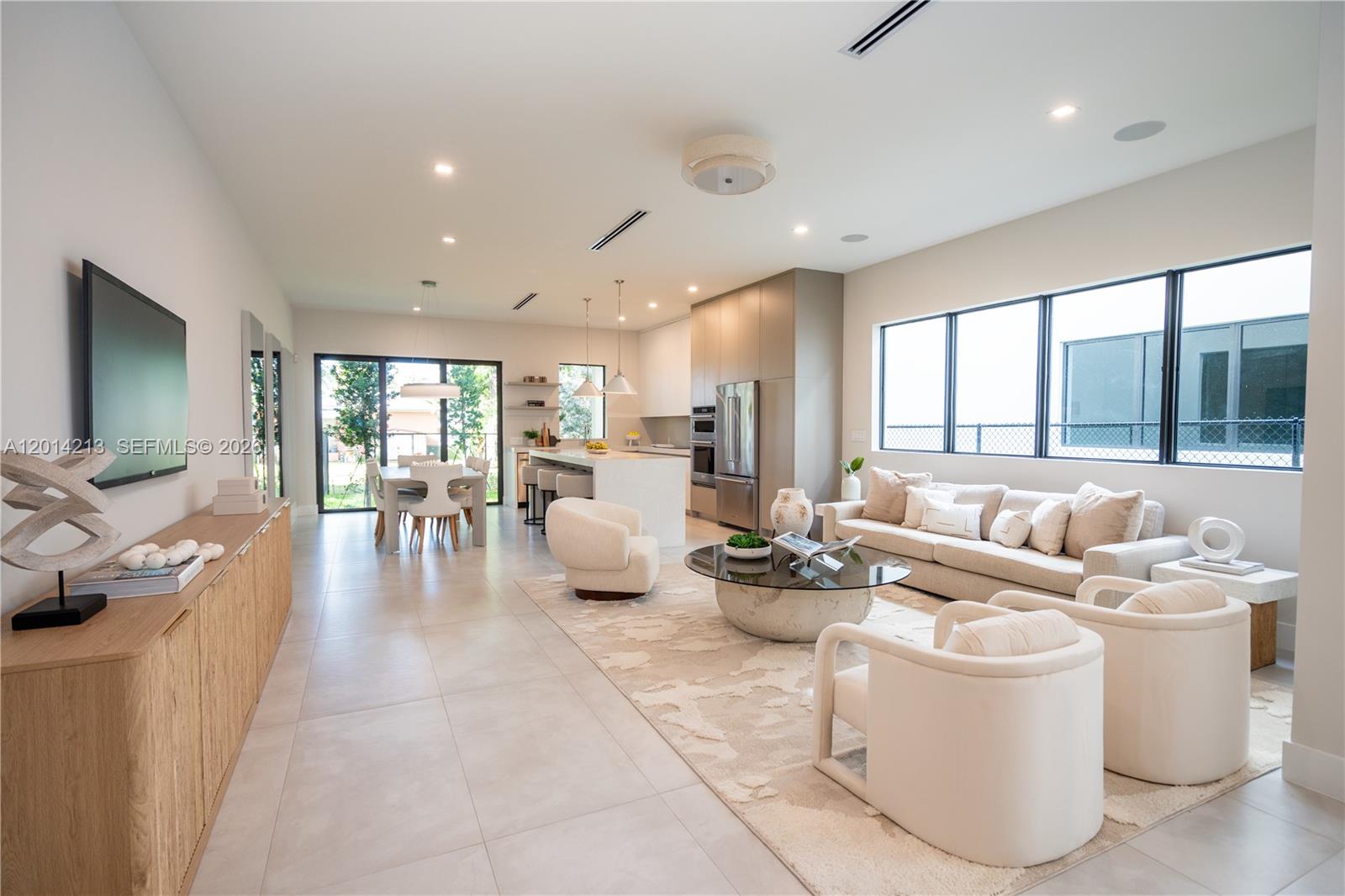 AMND MIAMI SUBURBAN ACRES - Residential