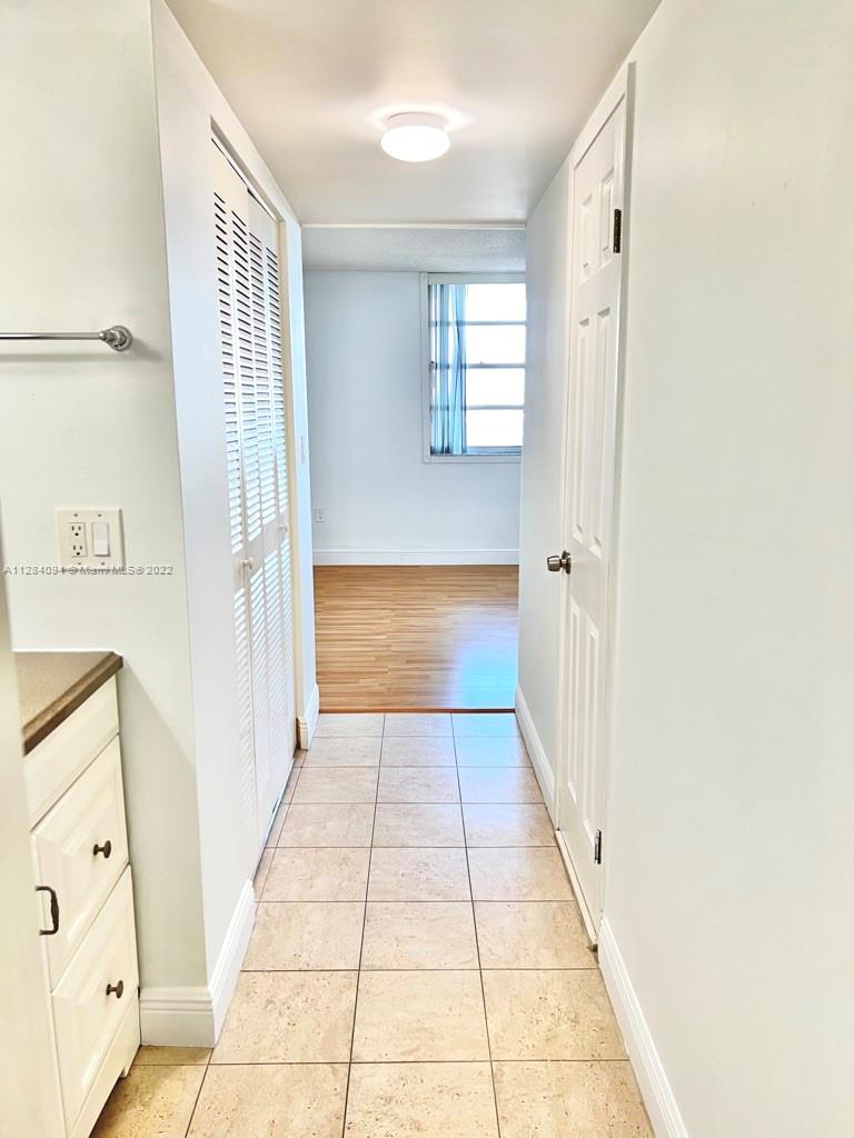 STRATFORD HOUSE CONDO - Residential Lease