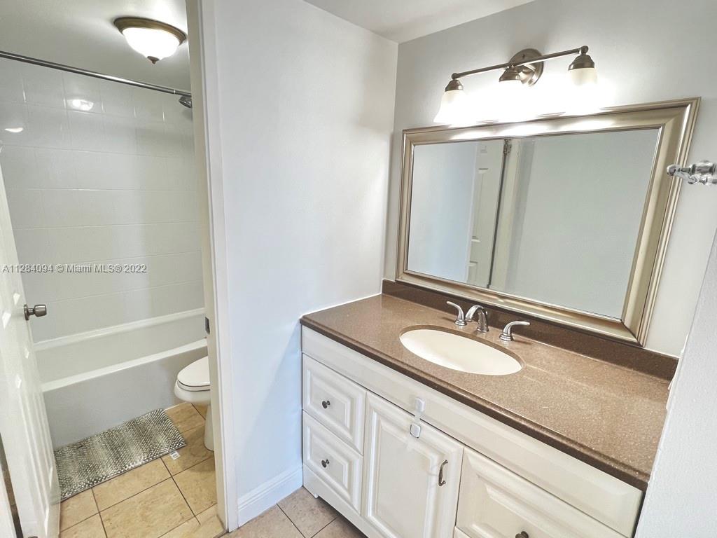 STRATFORD HOUSE CONDO - Residential Lease
