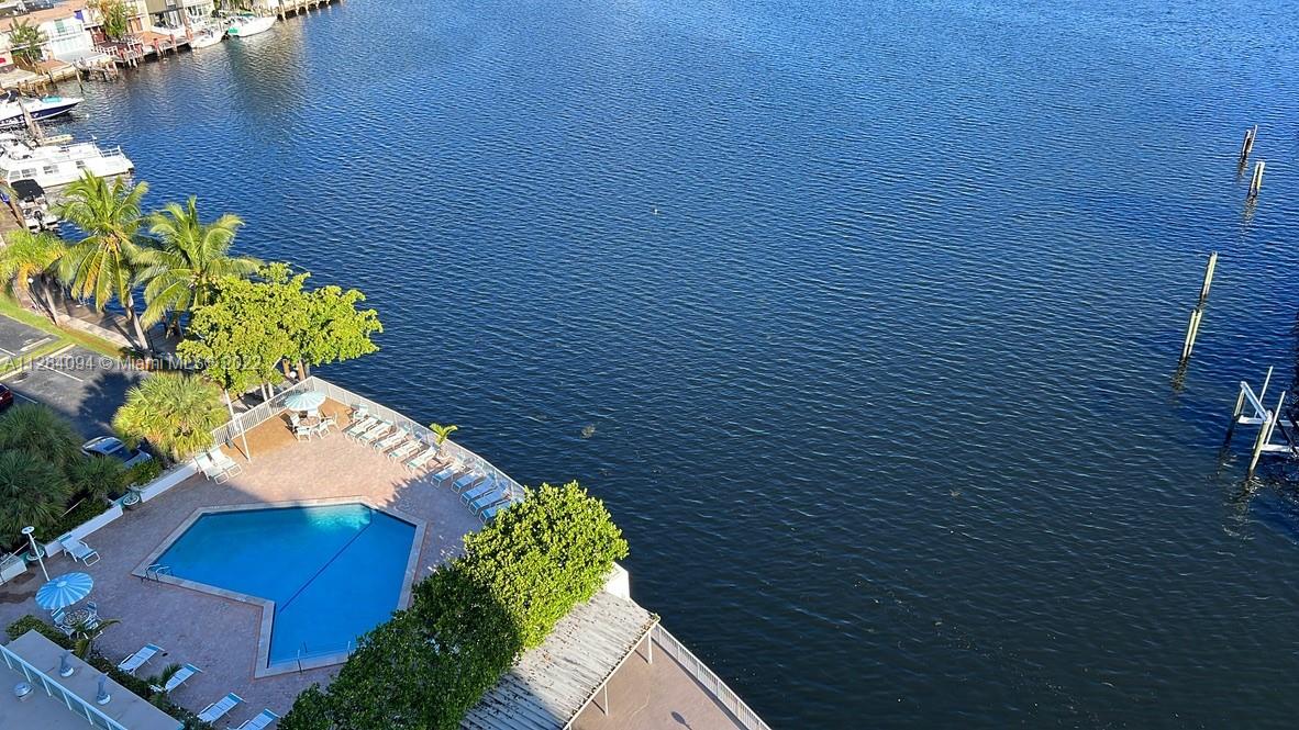 STRATFORD HOUSE CONDO - Residential Lease