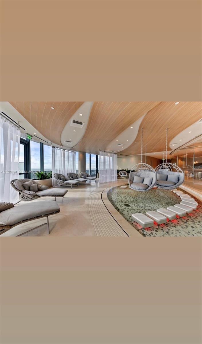 BRICKELL FLATIRON CONDO - Residential Lease