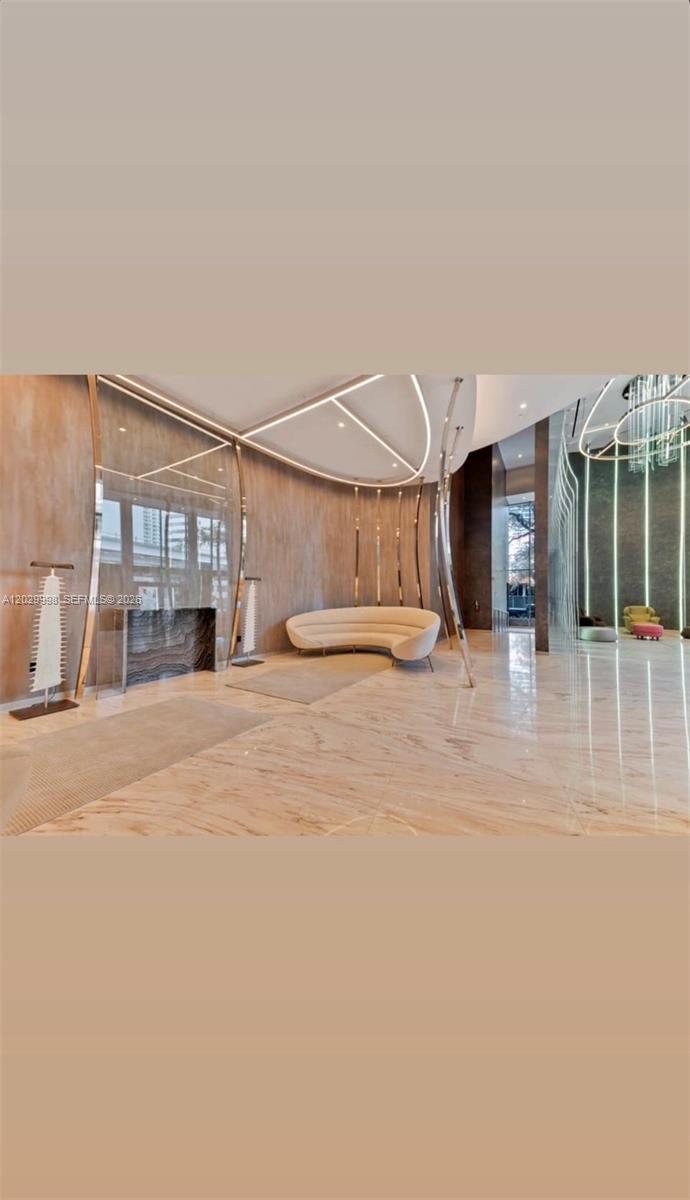 BRICKELL FLATIRON CONDO - Residential Lease
