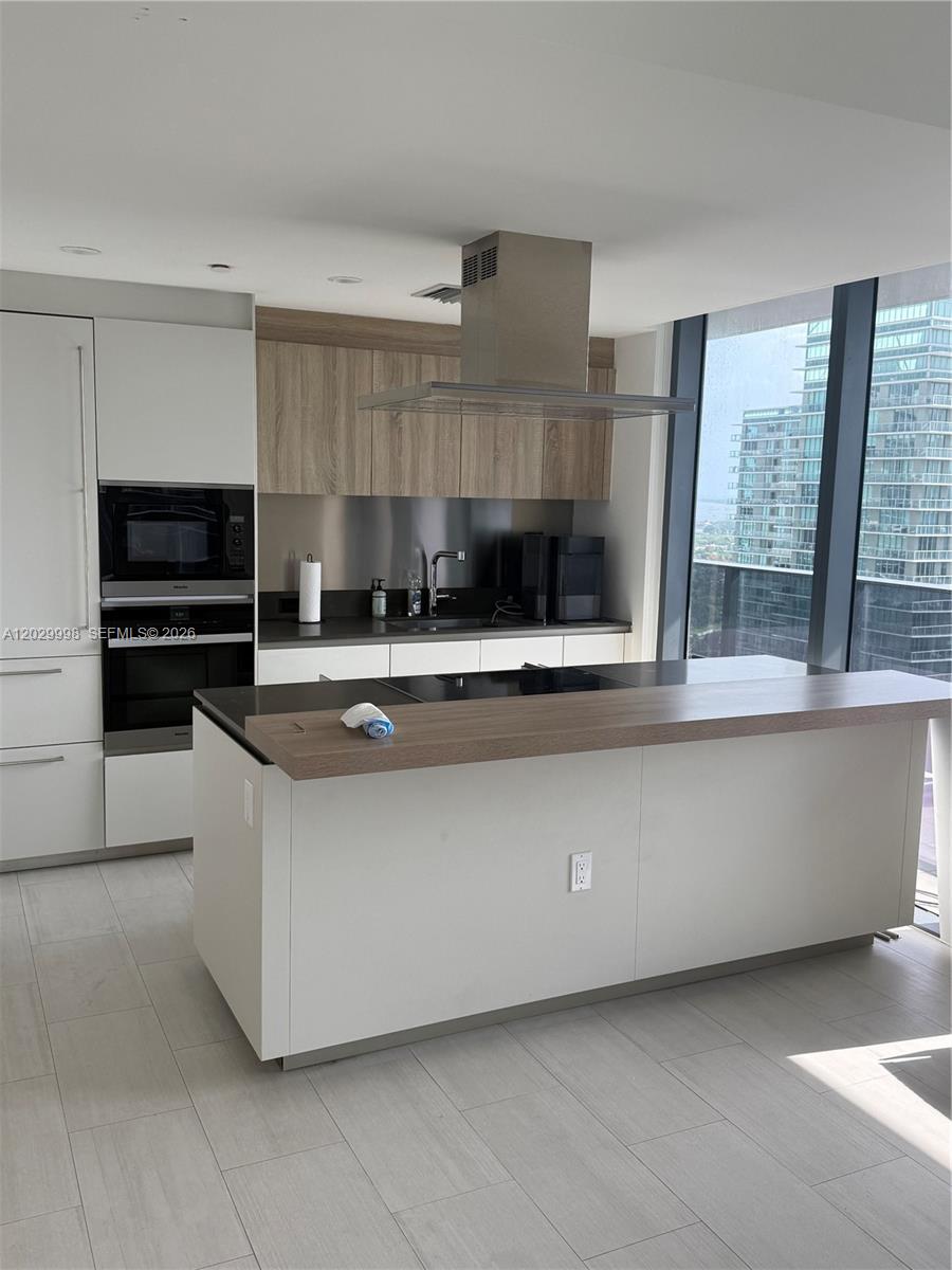 BRICKELL FLATIRON CONDO - Residential Lease