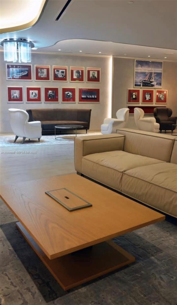 BRICKELL FLATIRON CONDO - Residential Lease